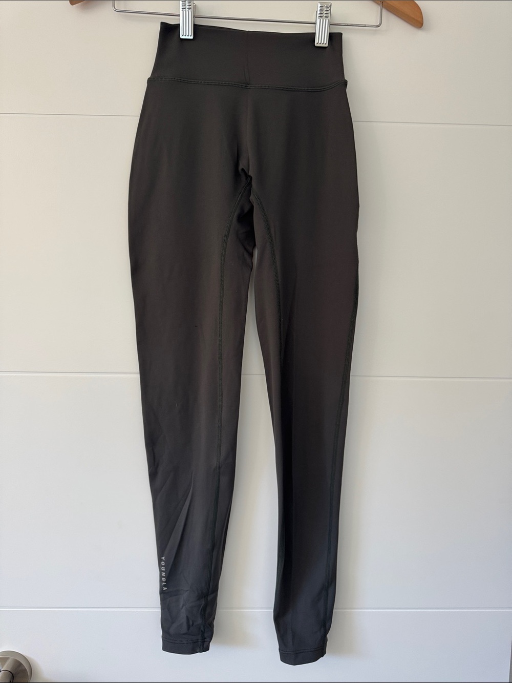 Youngla Women's Black Athletic Leggings Size XS